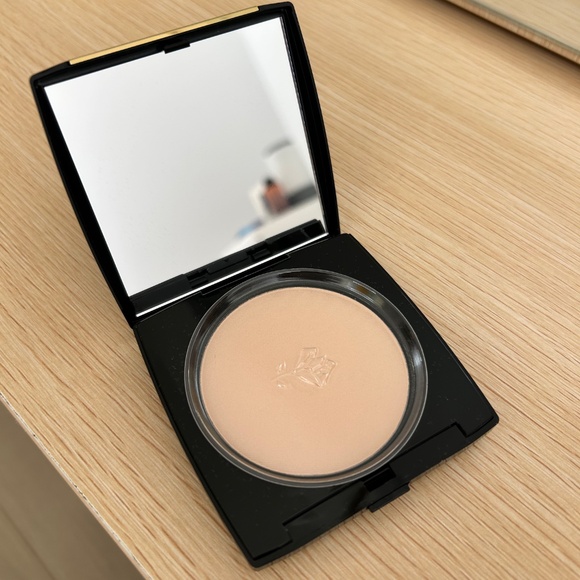 Makeup bundle - Picture 9 of 11